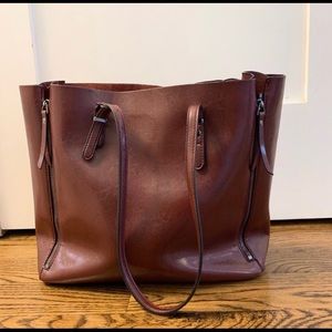 The weekend edit Sophie tote in mahogany